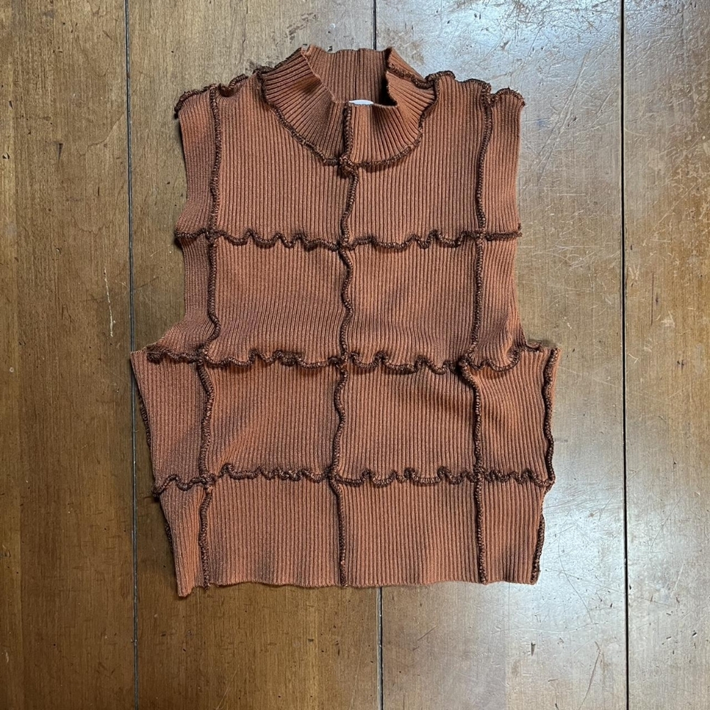 Garage Brown Crop-top